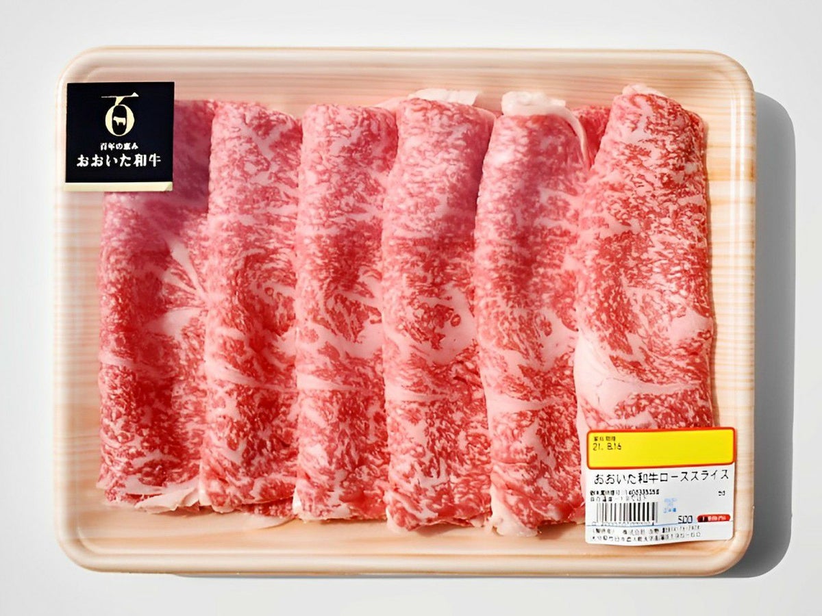 大分県のブランド牛「おおいた和牛（黒毛和牛）」のすき焼き・しゃぶしゃぶ用ロース肉がパックまたは箱に詰められた内容量画像。贈答用やお祝いにも最適な、通販お取り寄せ高級和牛。
